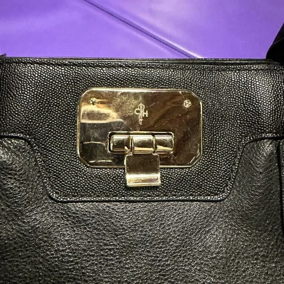 Gorgeous black Cole Haan handbag - Picture 8 of 8
